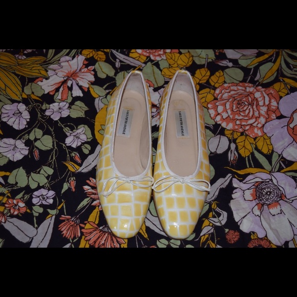 Saks Fifth Ave Flats - Picture 2 of 2